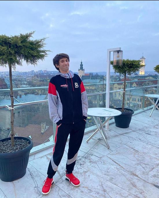 14岁少年因沉迷PUBG游戏导致悲剧 法院判决引发热议