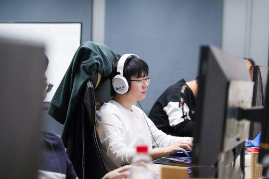 风暴英雄陈风暴烈酒的精彩技能解析